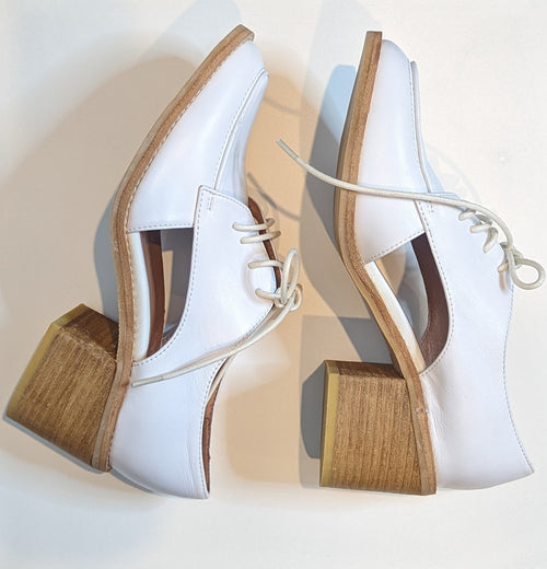 Jeffrey Campbell White Cutout Leather Oxford Derby Heels