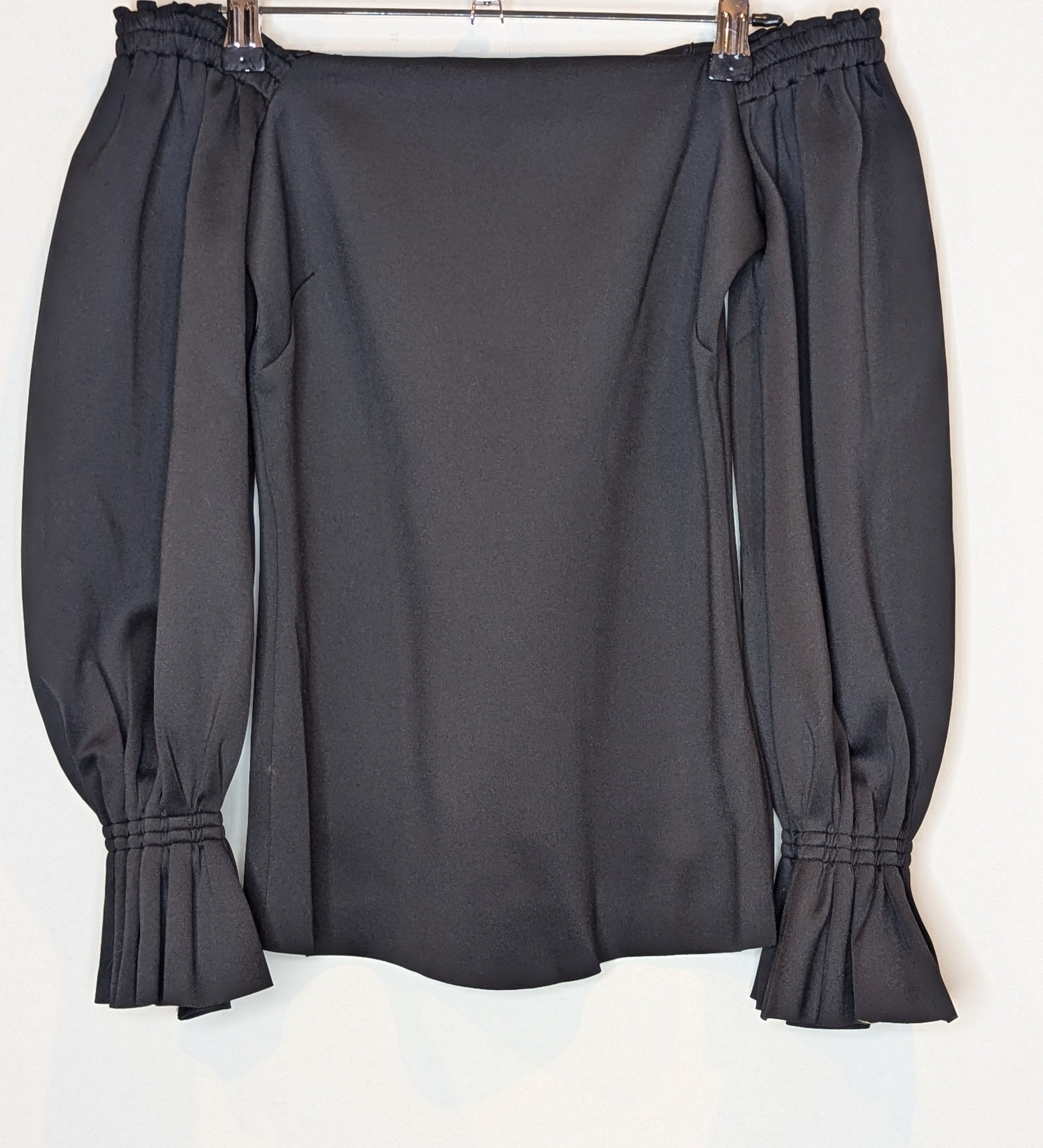 Ted Baker London Black Off Shoulder Top – Re_find Preloved