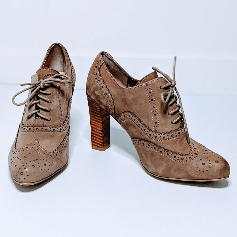 Brogue (Oxford) Lace-Up Ankle Boots